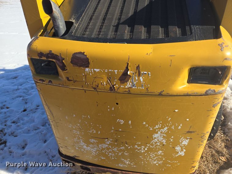 image for item ER5123 2013 Caterpillar 236B3 skid steer loader