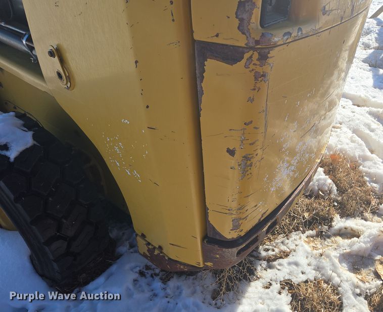 image for item ER5123 2013 Caterpillar 236B3 skid steer loader