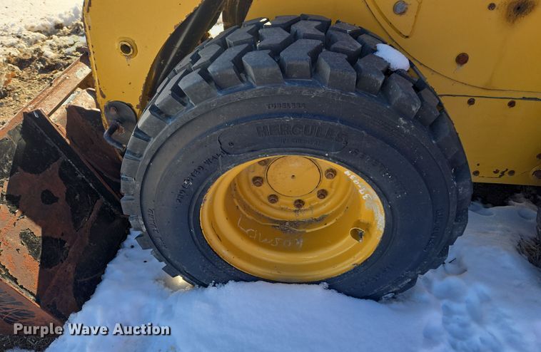 image for item ER5123 2013 Caterpillar 236B3 skid steer loader