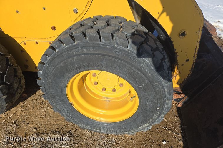 image for item ER5123 2013 Caterpillar 236B3 skid steer loader