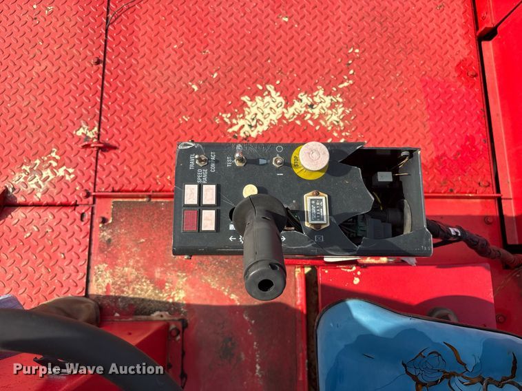 image for item EY9891 2002 Ingersoll Rand PT-125R pneumatic roller