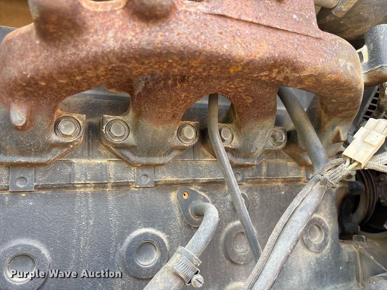 image for item EY9891 2002 Ingersoll Rand PT-125R pneumatic roller