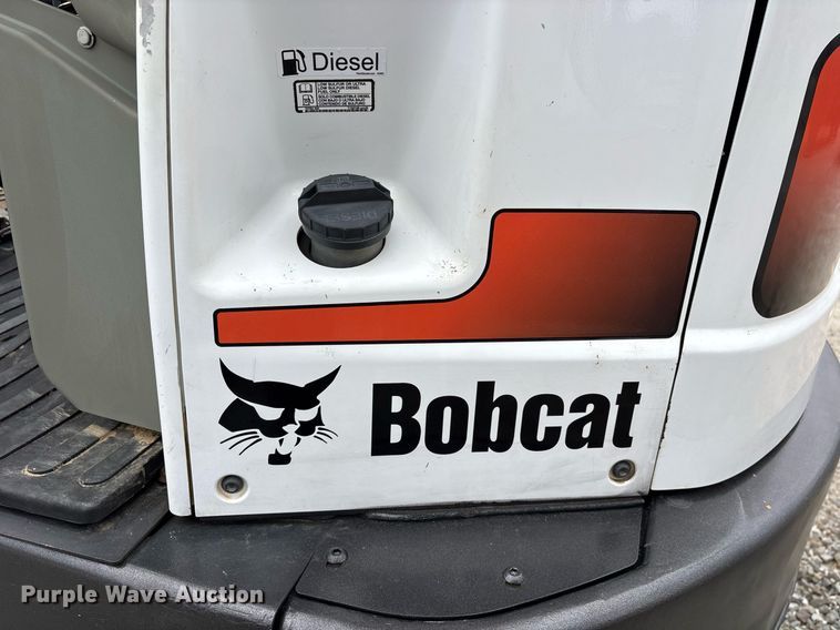 image for item EY9897 2012 Bobcat E32 mini excavator