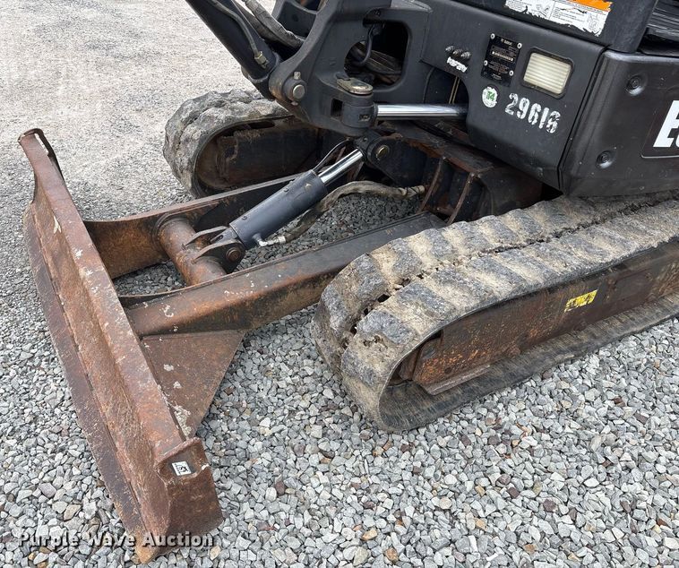 image for item EY9897 2012 Bobcat E32 mini excavator