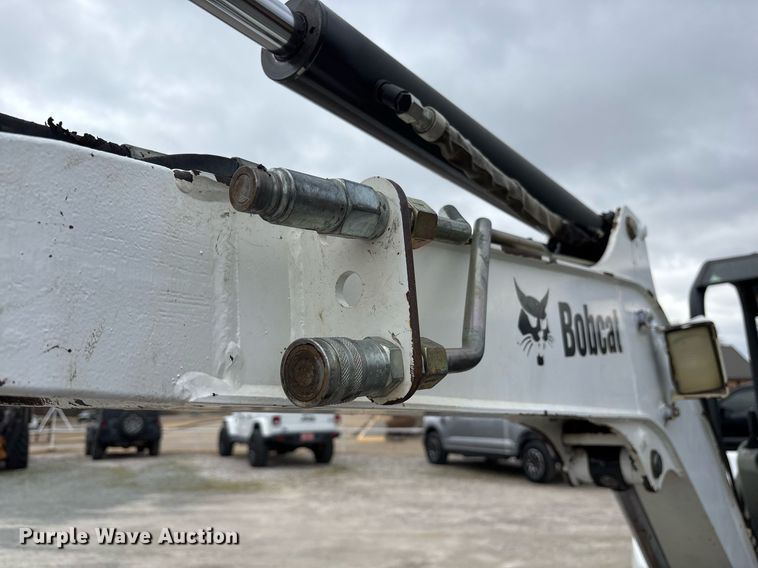 image for item EY9897 2012 Bobcat E32 mini excavator