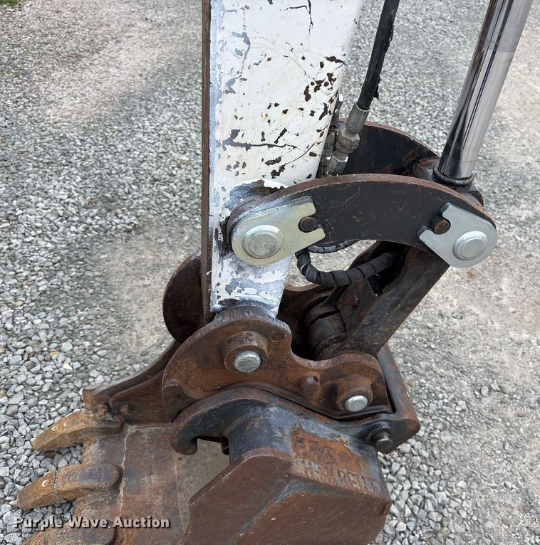 image for item EY9897 2012 Bobcat E32 mini excavator