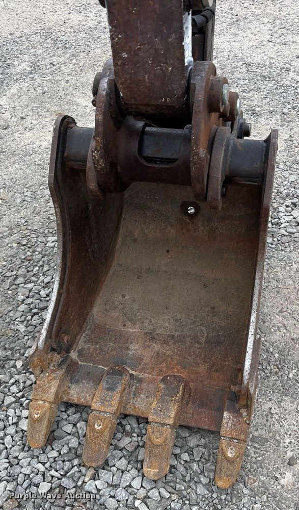 image for item EY9897 2012 Bobcat E32 mini excavator