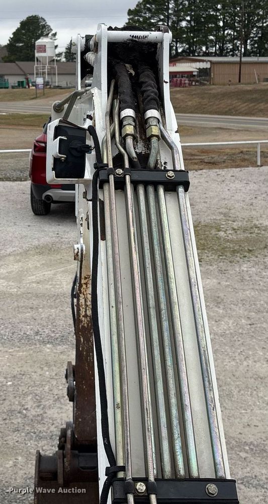 image for item EY9897 2012 Bobcat E32 mini excavator