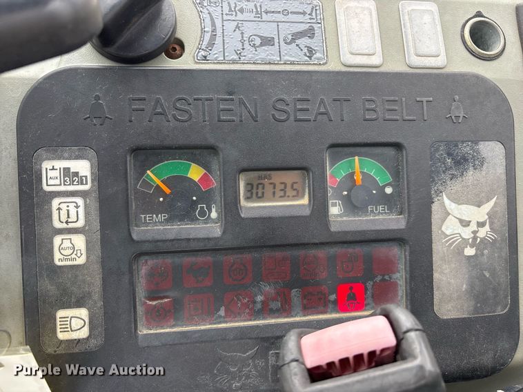 image for item EY9897 2012 Bobcat E32 mini excavator