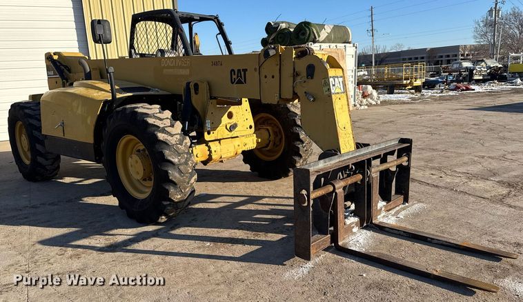 image for item LH9418 2004 Caterpillar TH460B telehandler