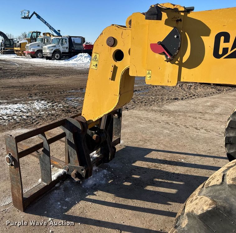 image for item LH9418 2004 Caterpillar TH460B telehandler