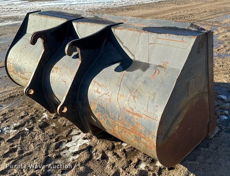 image for item LH9418 2004 Caterpillar TH460B telehandler