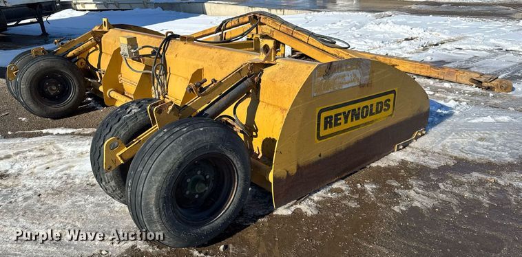 image for item LH9422 Reynolds LS14 scraper