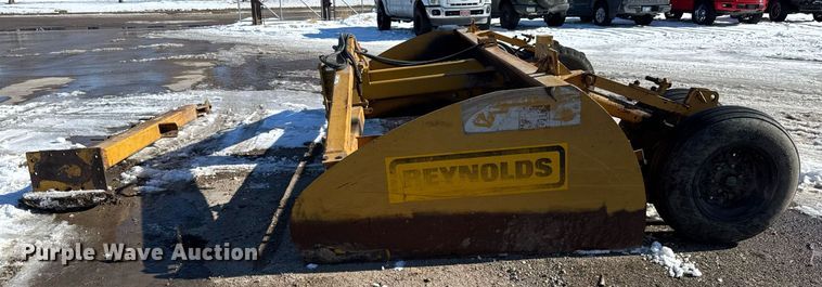 image for item LH9422 Reynolds LS14 scraper