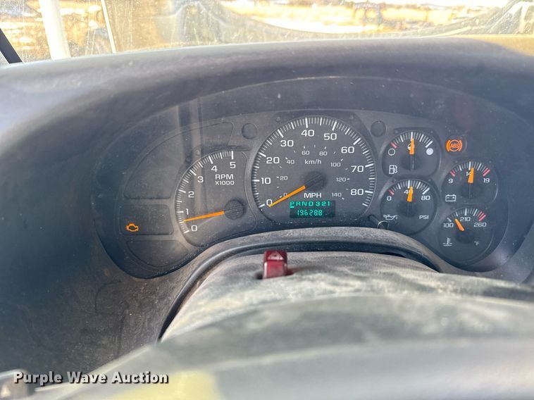 image for item LH9448 2007 GMC C5500 bucket truck