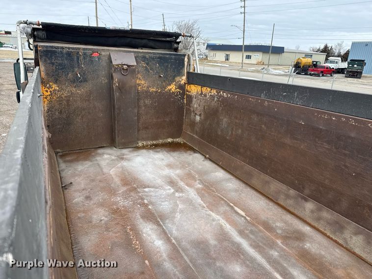 image for item LH9453 2004 International 7500 dump truck