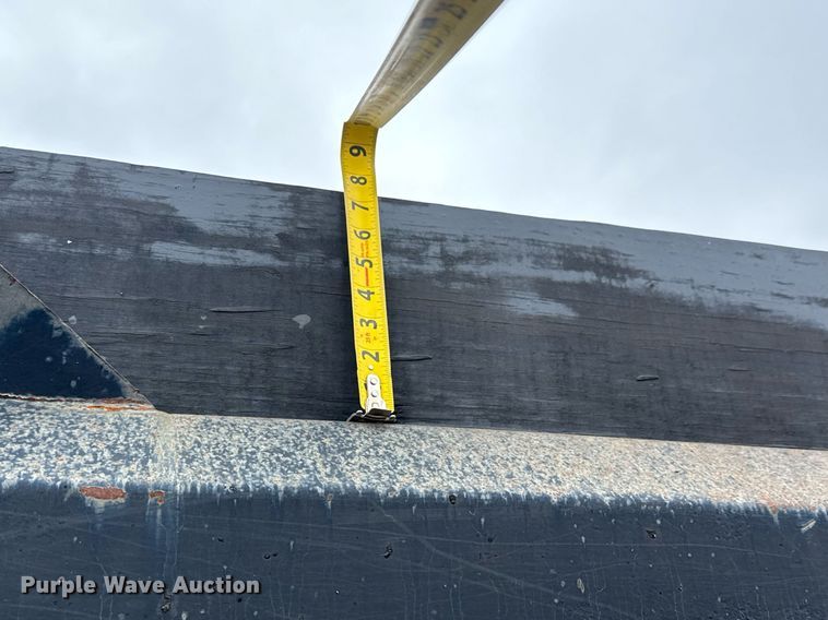 image for item LH9453 2004 International 7500 dump truck