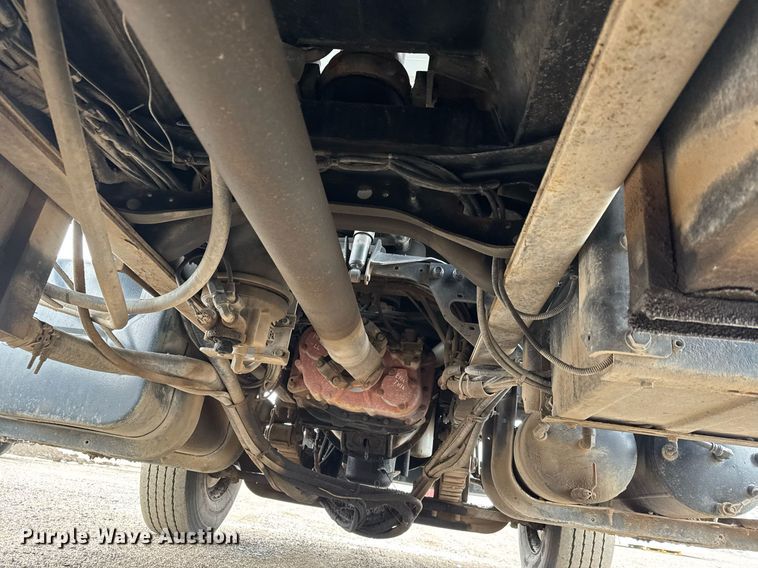 image for item LH9453 2004 International 7500 dump truck