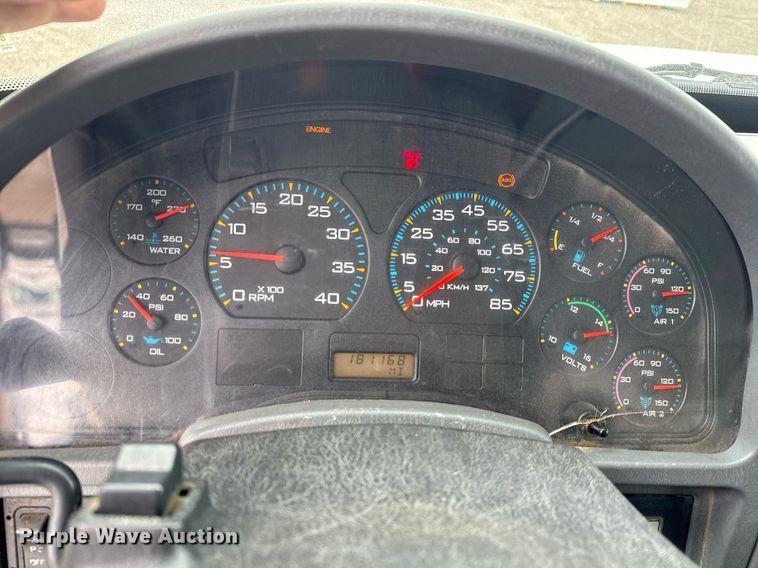 image for item LH9453 2004 International 7500 dump truck