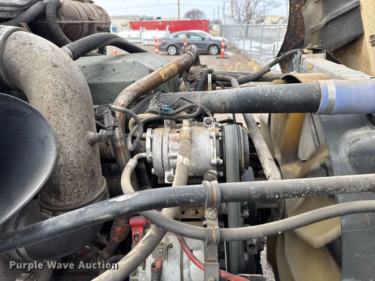 image for item LH9454 2005 Freightliner Columbia CST120 dump truck