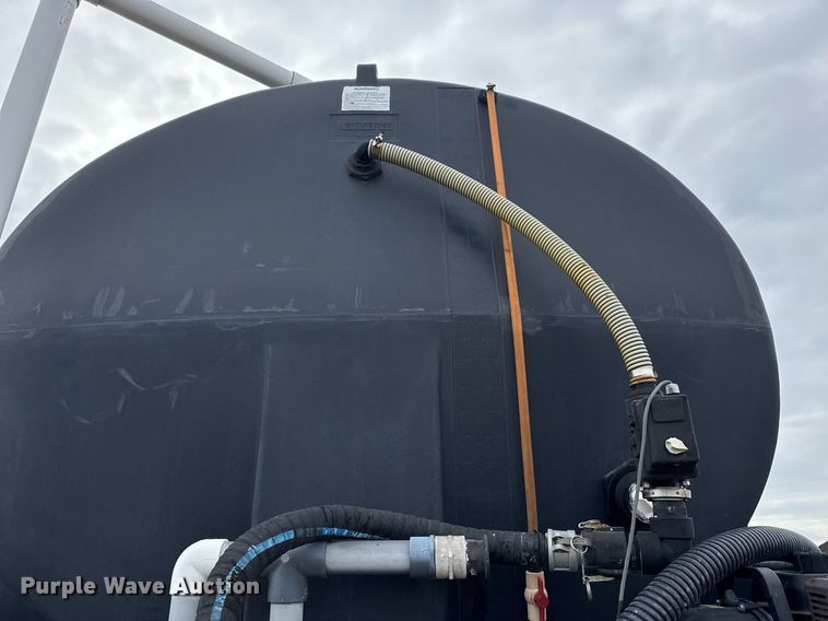 image for item LH9460 1993 White GMC WG dump truck