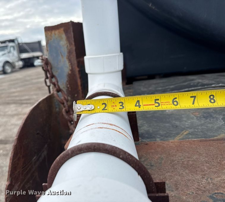 image for item LH9460 1993 White GMC WG dump truck