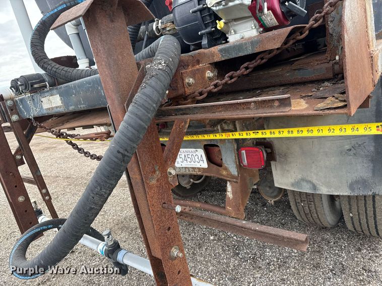 image for item LH9460 1993 White GMC WG dump truck