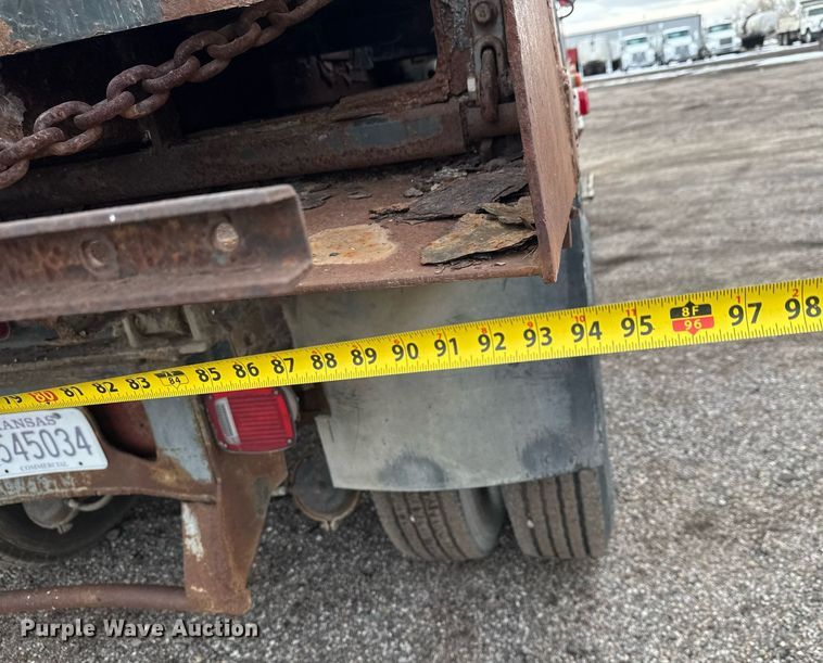 image for item LH9460 1993 White GMC WG dump truck