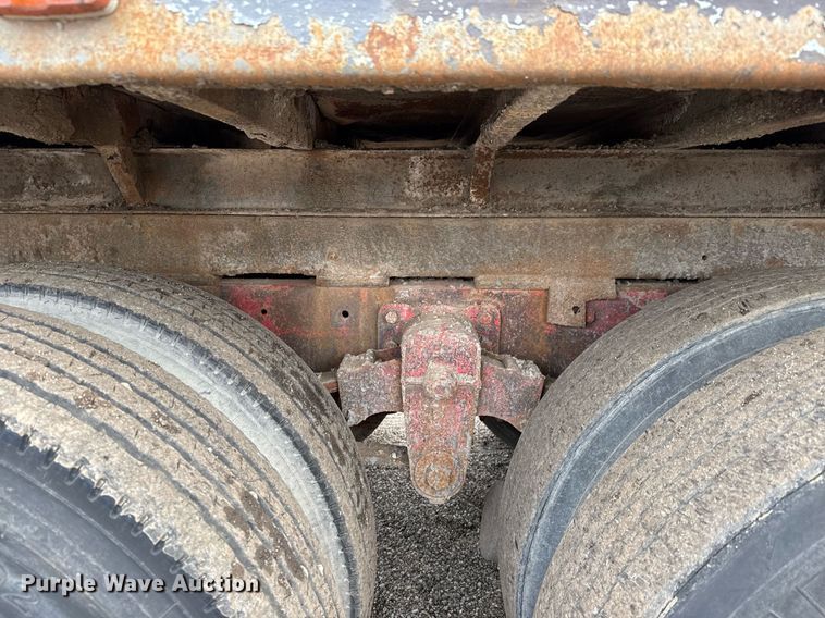 image for item LH9460 1993 White GMC WG dump truck