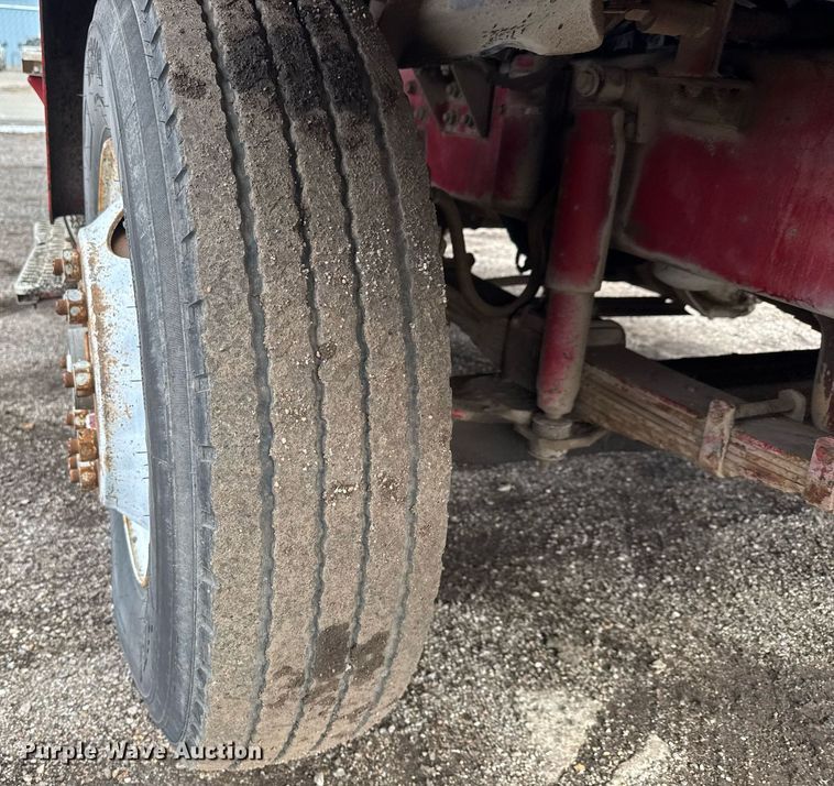 image for item LH9460 1993 White GMC WG dump truck