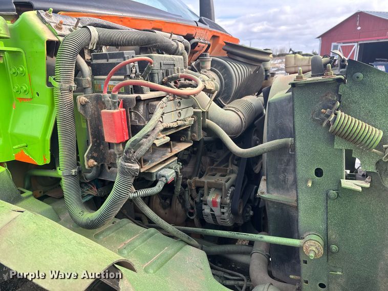 image for item LH9461 2009 GMC C6500 Crew Cab chipper truck