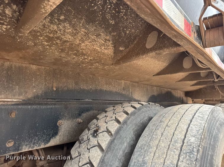 image for item LH9482 2007 Kenworth  T800 dump truck