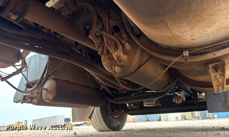 image for item LH9482 2007 Kenworth  T800 dump truck