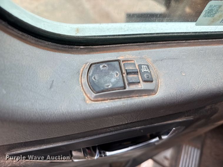 image for item LH9482 2007 Kenworth  T800 dump truck