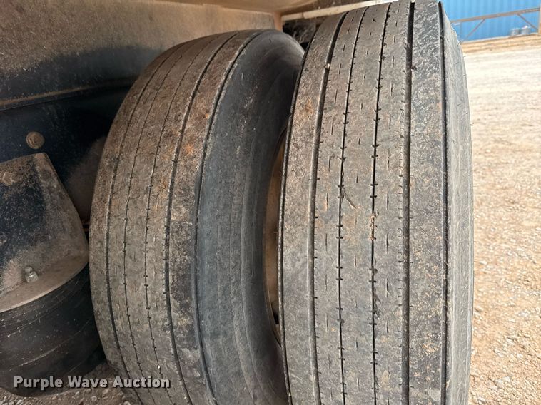 image for item LH9482 2007 Kenworth  T800 dump truck