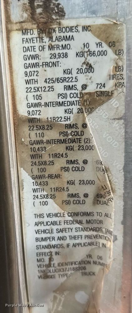 image for item LH9482 2007 Kenworth  T800 dump truck