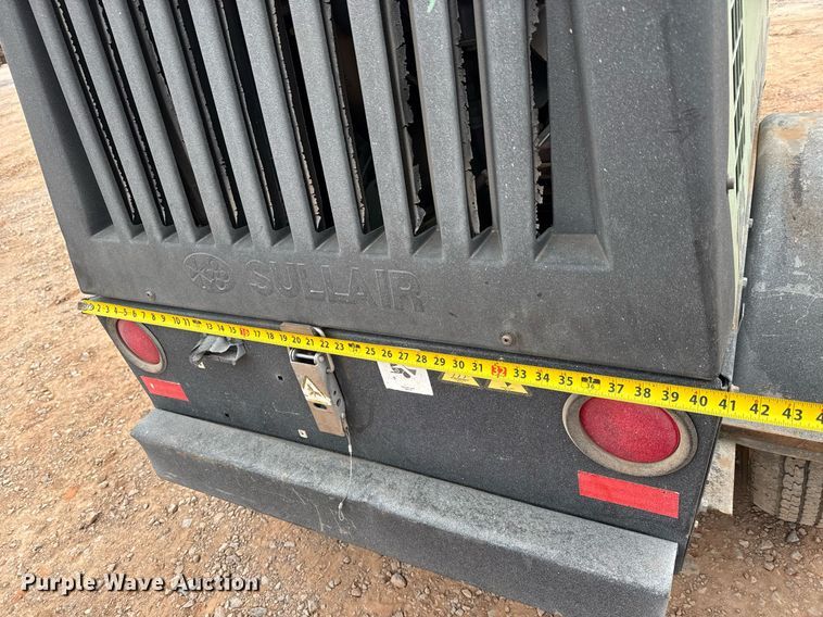 image for item LH9483 2011 Sullair 185DPQJD air compressor