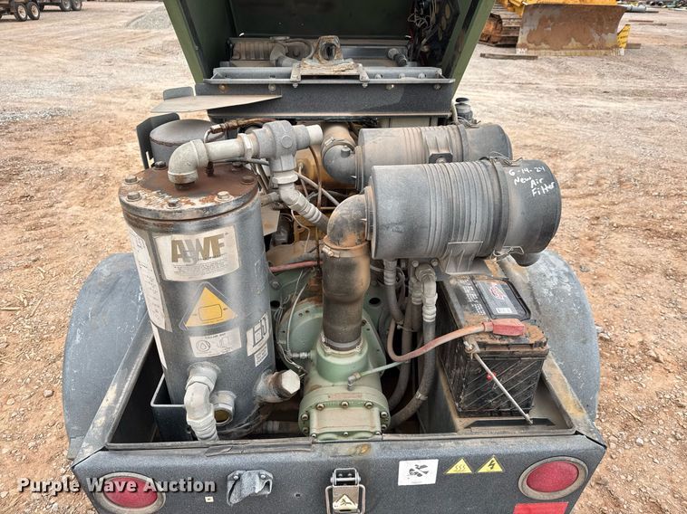 image for item LH9483 2011 Sullair 185DPQJD air compressor