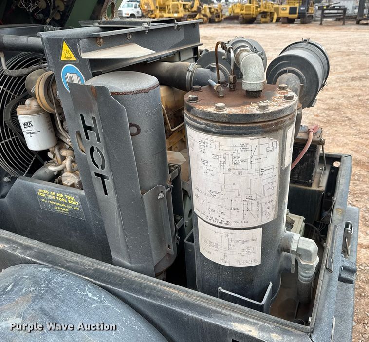 image for item LH9483 2011 Sullair 185DPQJD air compressor