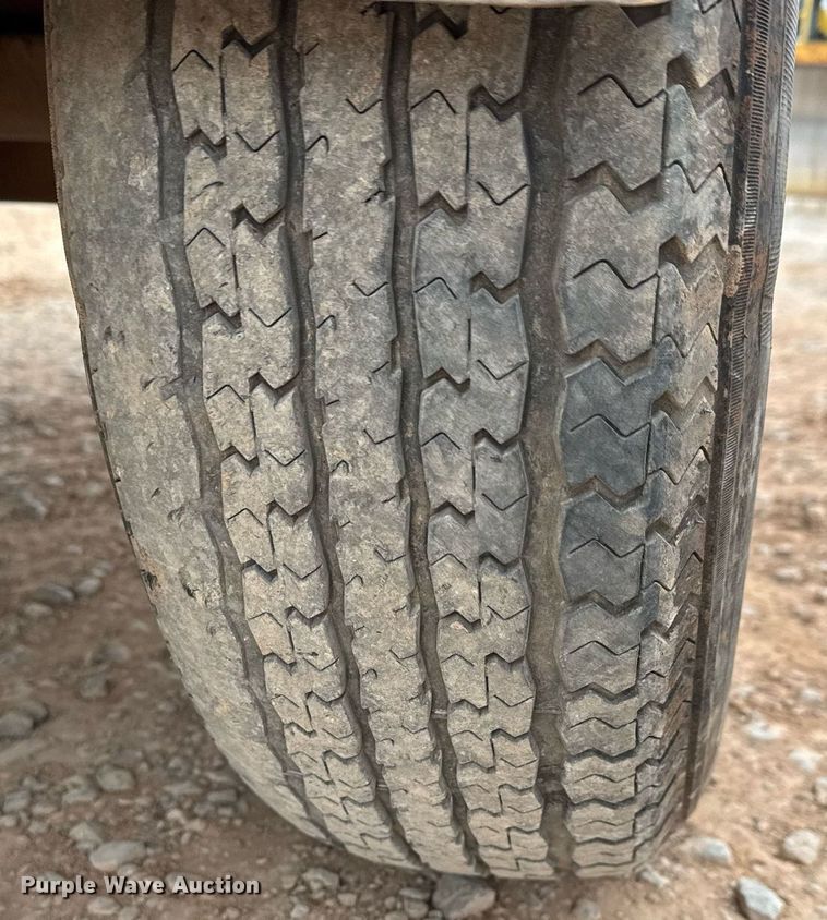 image for item LH9483 2011 Sullair 185DPQJD air compressor