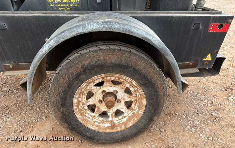 image for item LH9483 2011 Sullair 185DPQJD air compressor