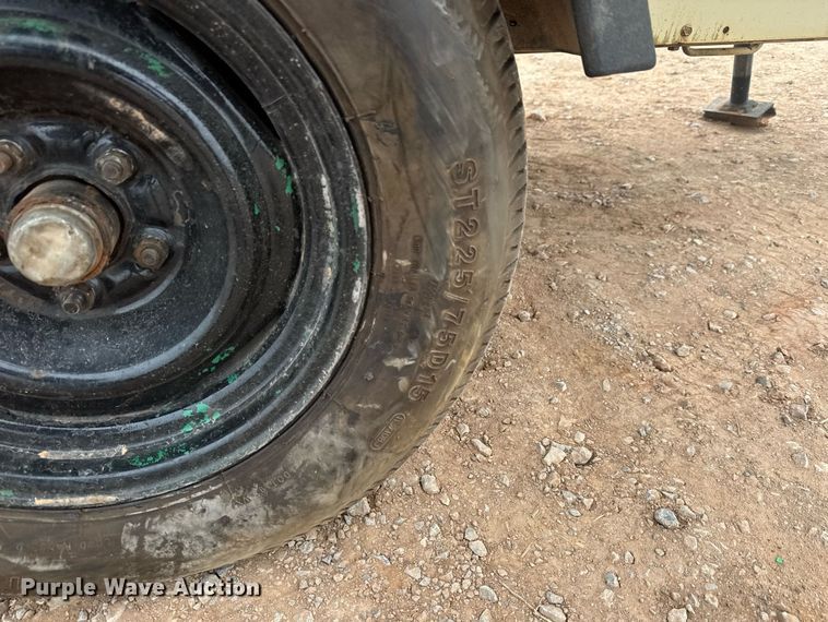 image for item LH9484 1997 Ingersoll-Rand  XP185WJD air compressor