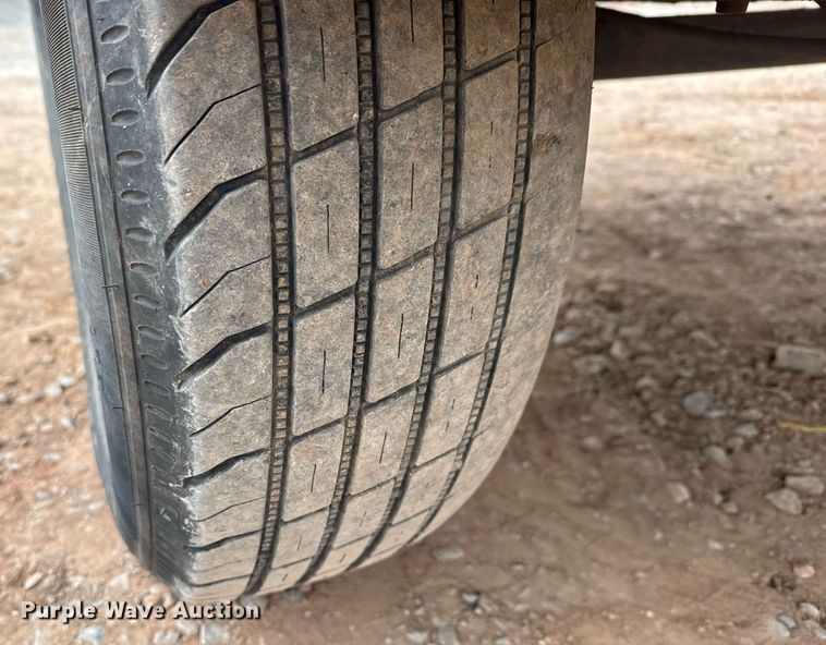 image for item LH9484 1997 Ingersoll-Rand  XP185WJD air compressor