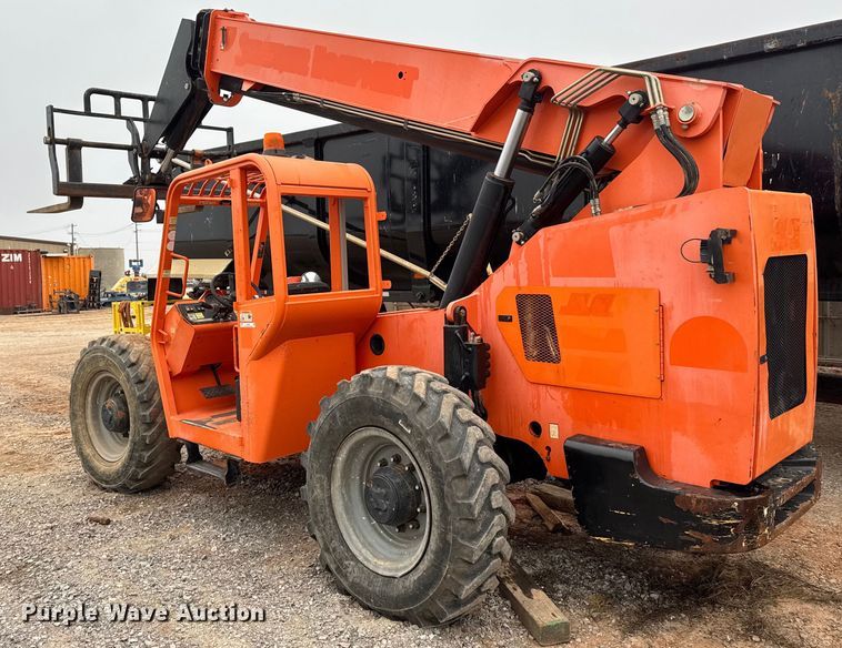 image for item LH9485 2015 JLG 8042 telehandler