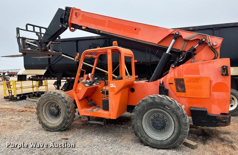 image for item LH9485 2015 JLG 8042 telehandler