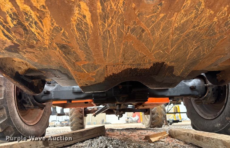 image for item LH9485 2015 JLG 8042 telehandler