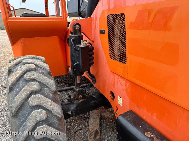 image for item LH9485 2015 JLG 8042 telehandler