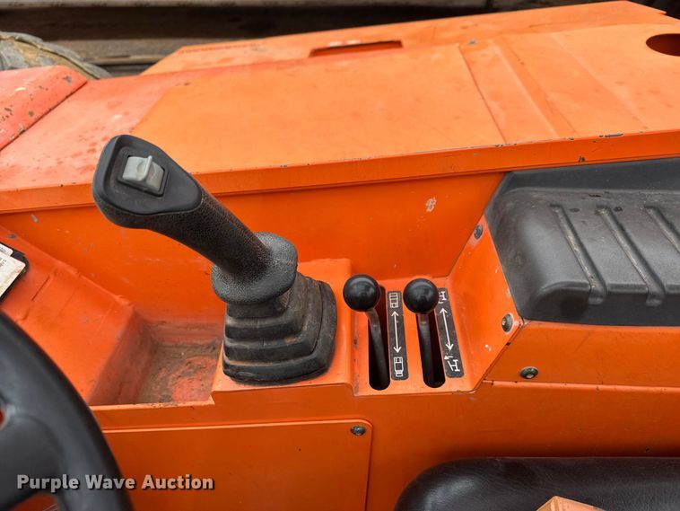 image for item LH9485 2015 JLG 8042 telehandler