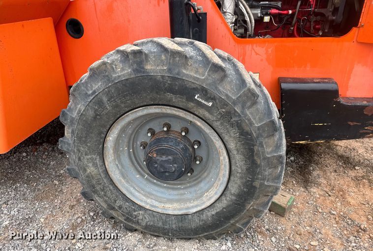 image for item LH9485 2015 JLG 8042 telehandler