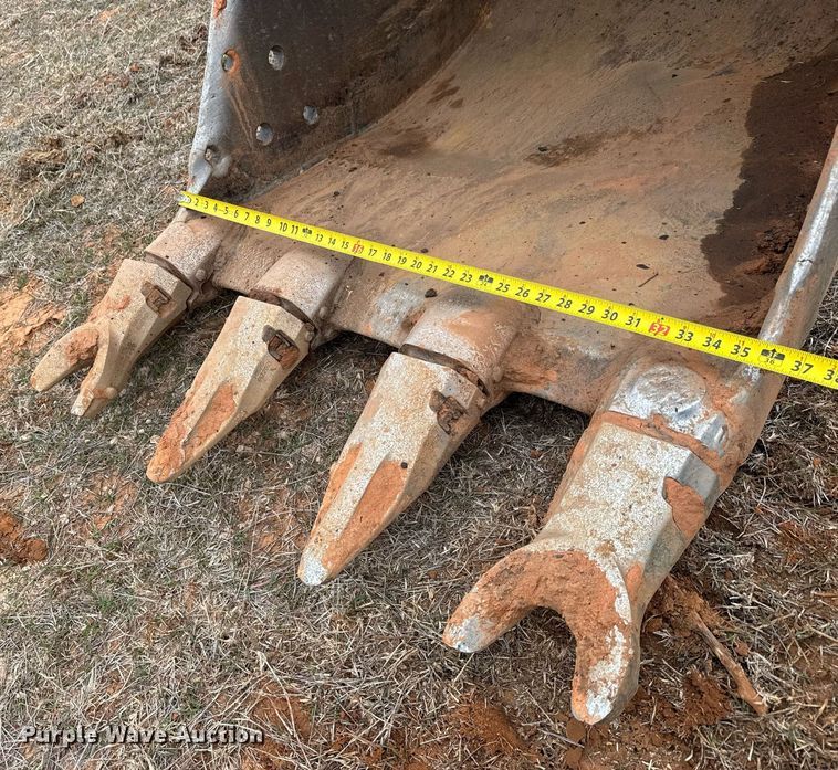 image for item LH9486 2017 Komatsu  PC210 LC-11 excavator